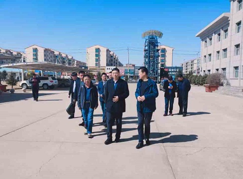 內(nèi)蒙古自治區(qū)特種設(shè)備檢驗研究院院長呂金華、內(nèi)蒙古自治區(qū)特設(shè)局局長張廉正一行，蒞臨凱帝斯電梯廠調(diào)研考察